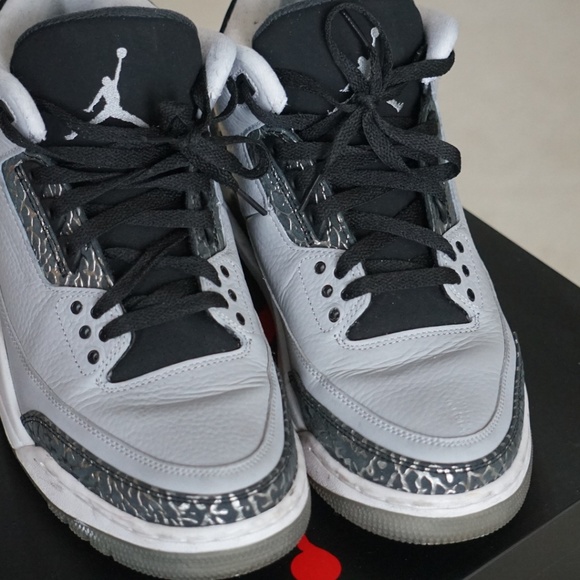 Jordan Retro 3 - Picture 2 of 3